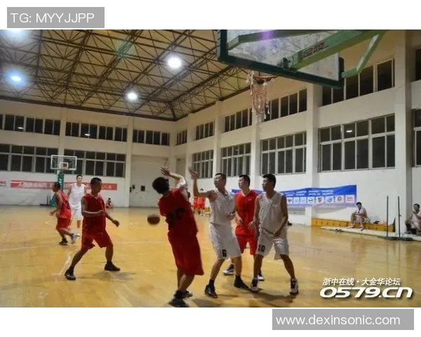 深圳篮球队与杭州篮球队的速度较量赛后分析与战术总结